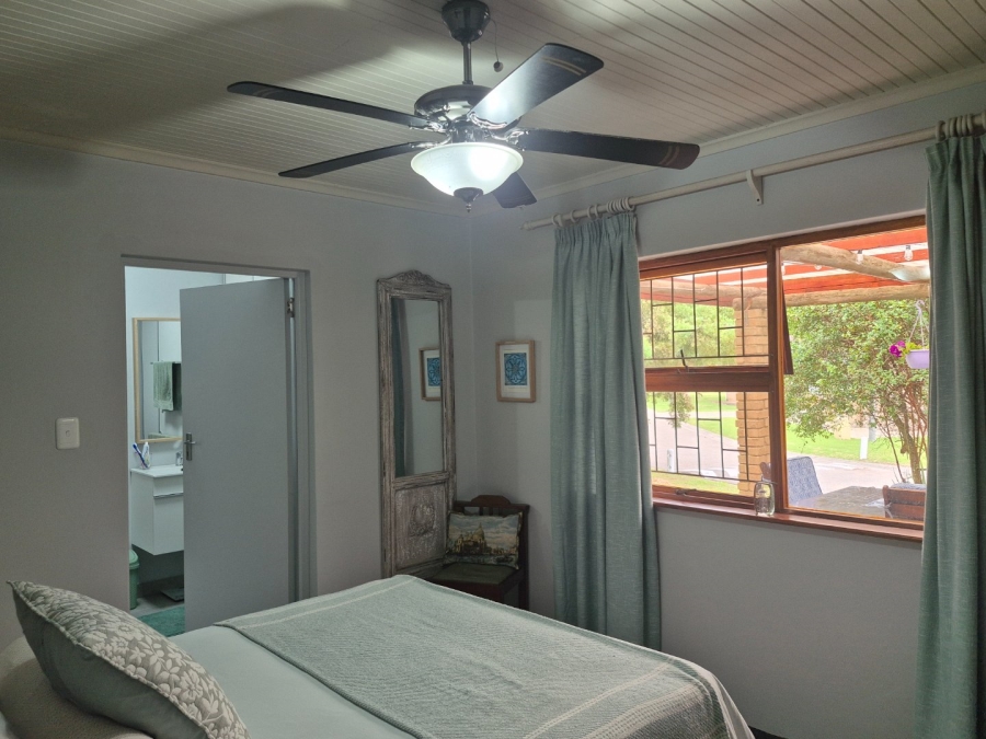 3 Bedroom Property for Sale in Brenton On Lake Western Cape